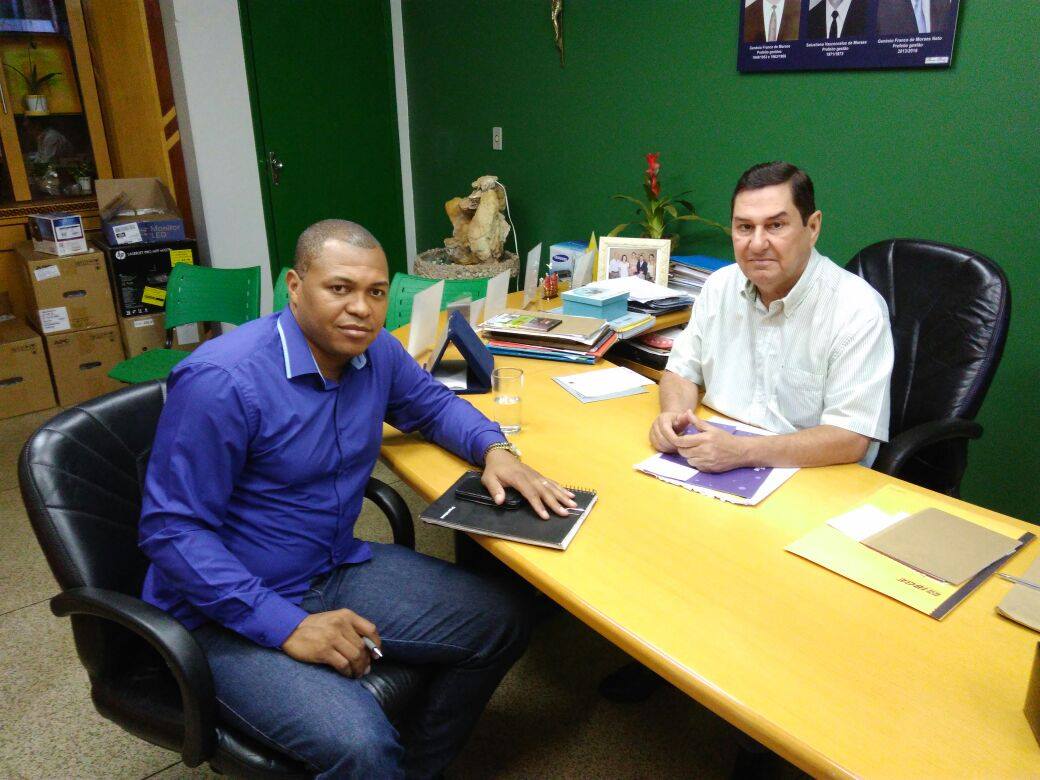 diretor-geral-nubes-e-prefeito-genesinho